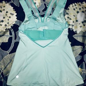 Lululemon adjustable bra tank top